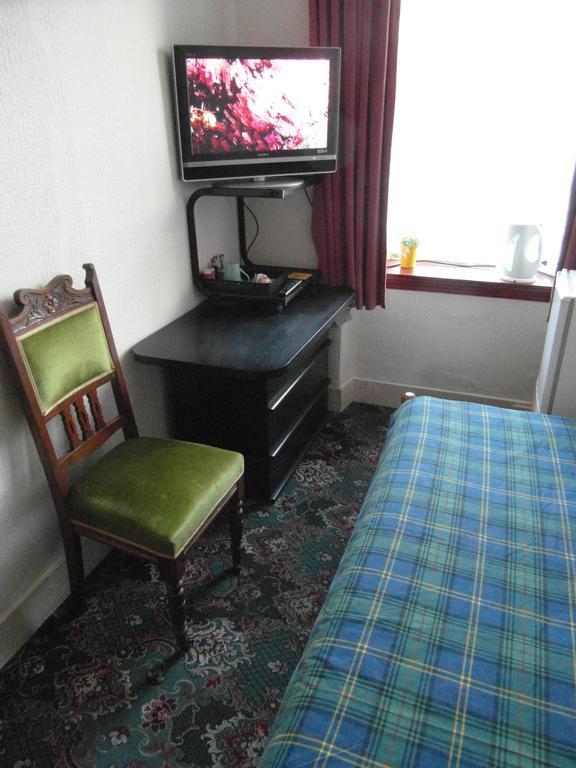 Abacus Central Guest House Aberdeen Bagian luar foto